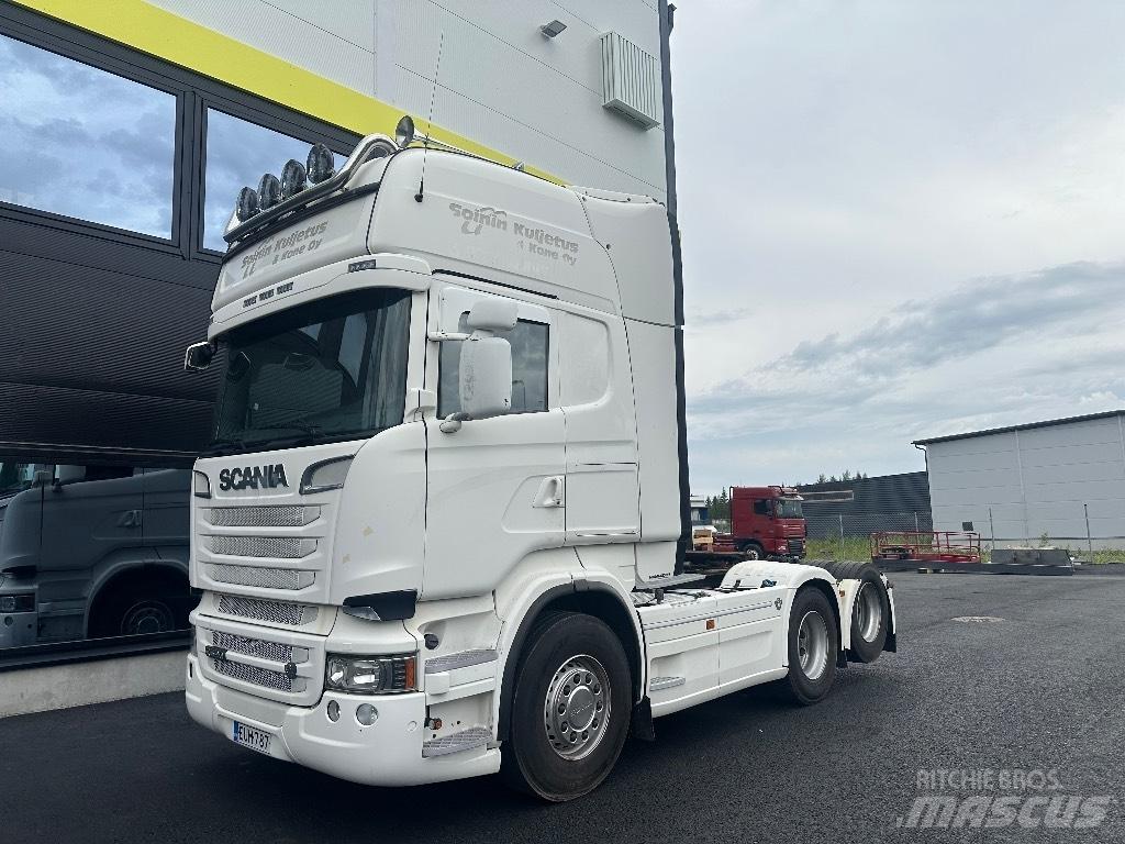 Scania R520 6x2 Trekkers