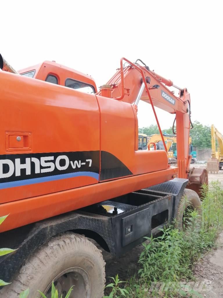 Doosan DH 150 W-7 Rupsgraafmachines