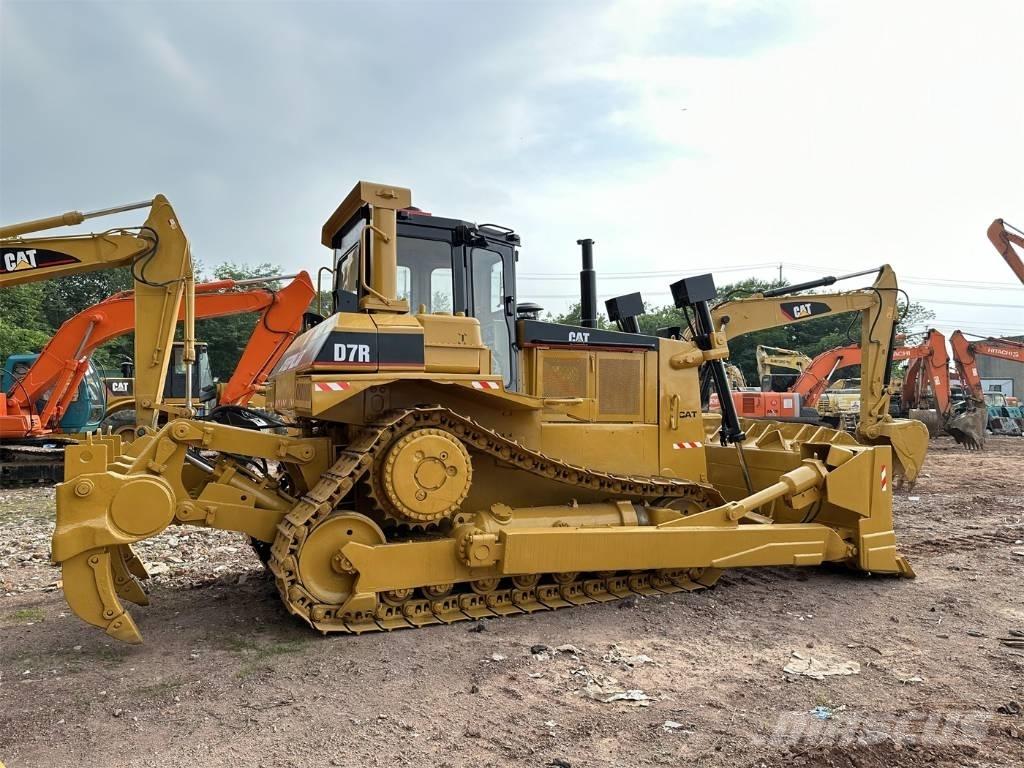 CAT D7R Rupsdozers
