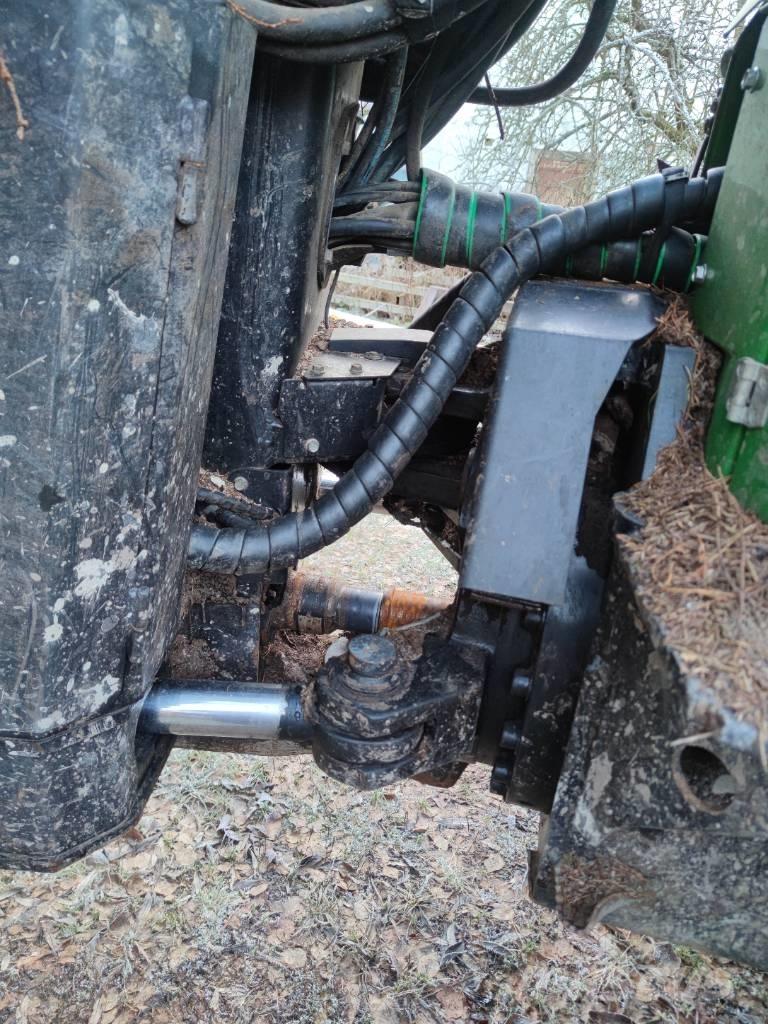 John Deere 1110 E Uitrijwagens