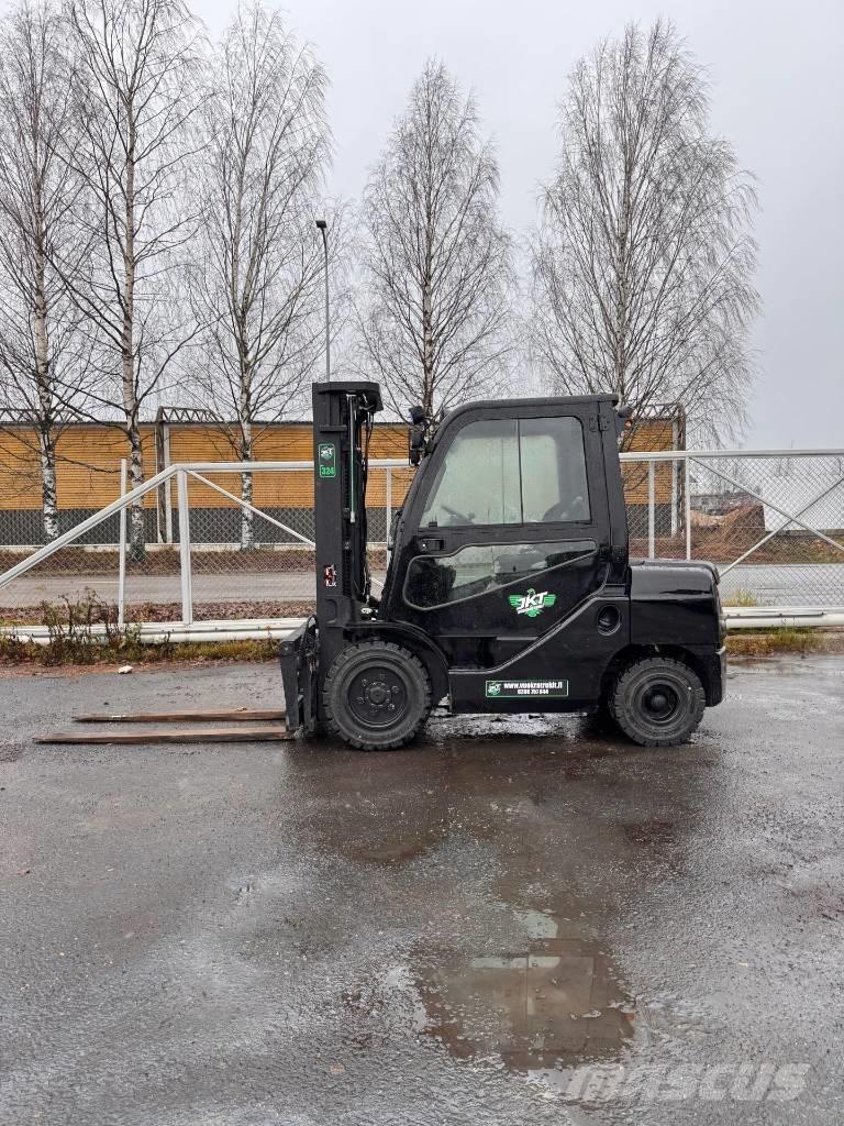 Toyota 02-8 FDF 30 Diesel heftrucks