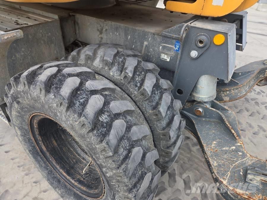 Liebherr 912 COMPACT Wielgraafmachines