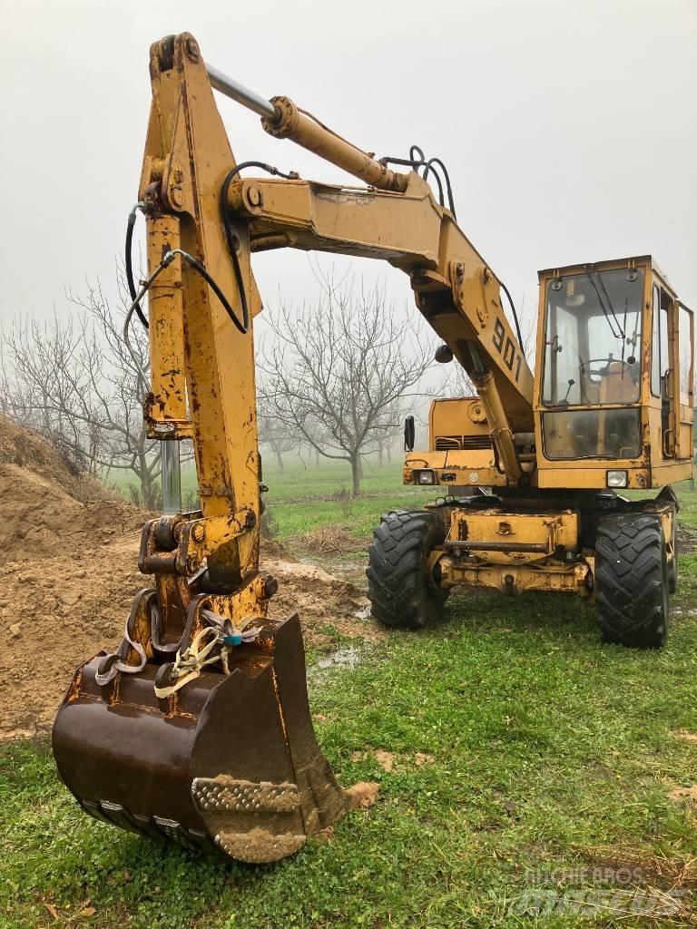 Liebherr A 901 C Wielgraafmachines