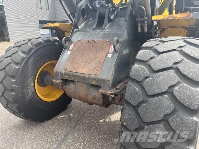 Komatsu WA 320 PZ-6 Wielladers