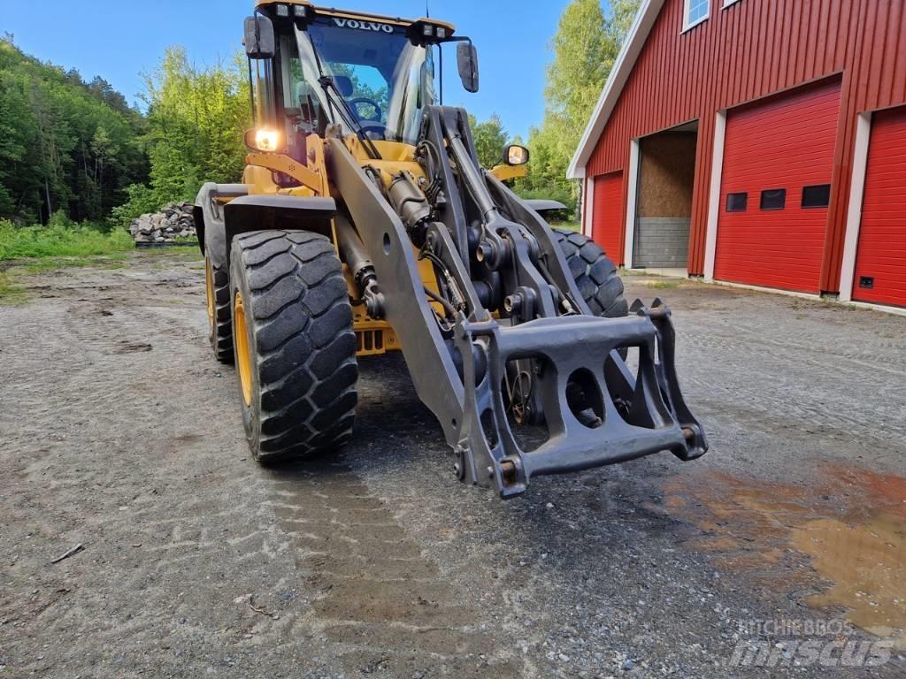 Volvo L 110 H Wielladers