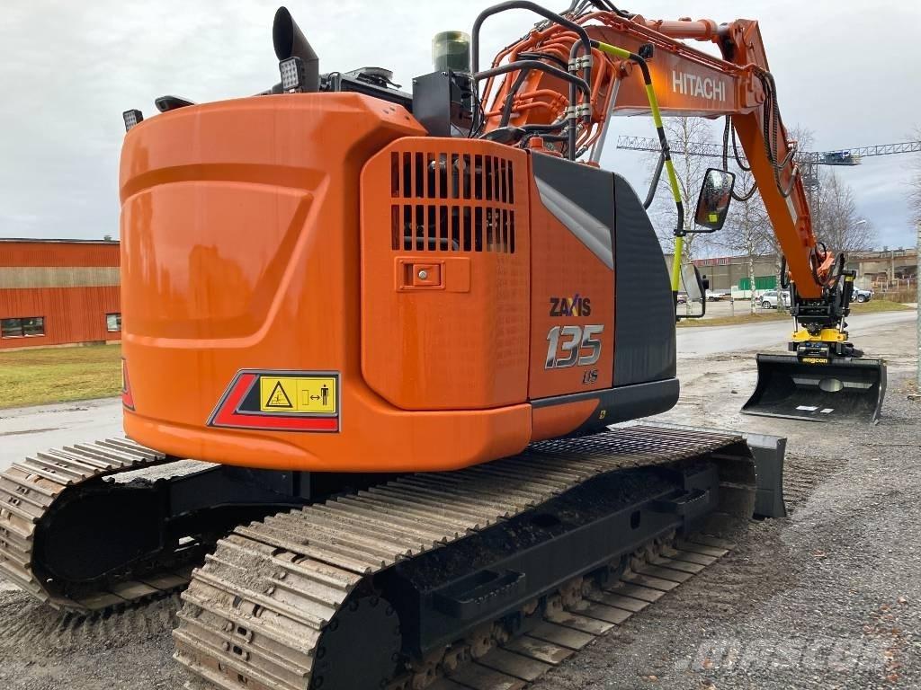Hitachi ZX 135 US-7 Rupsgraafmachines