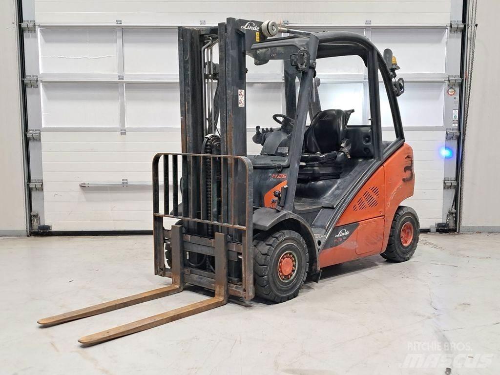 Linde H25D-02 Diesel heftrucks