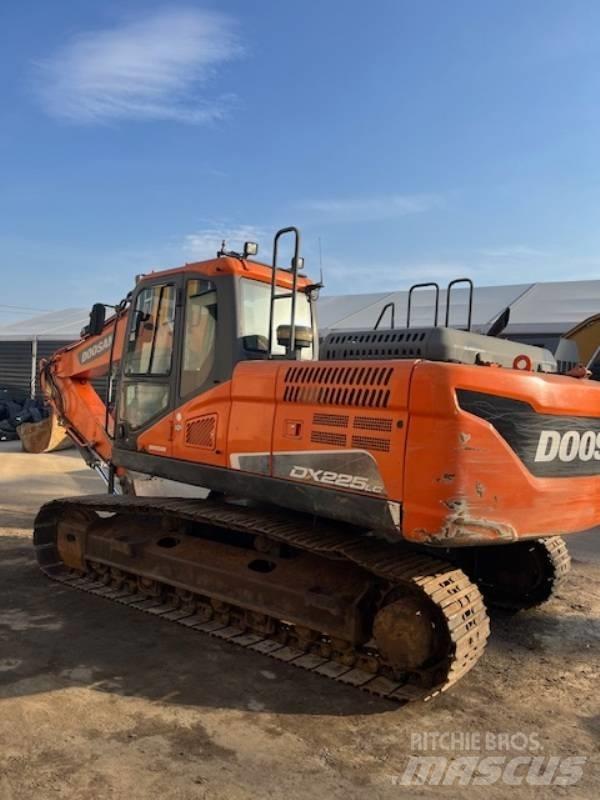 Doosan DX 225 LC-5 Rupsgraafmachines