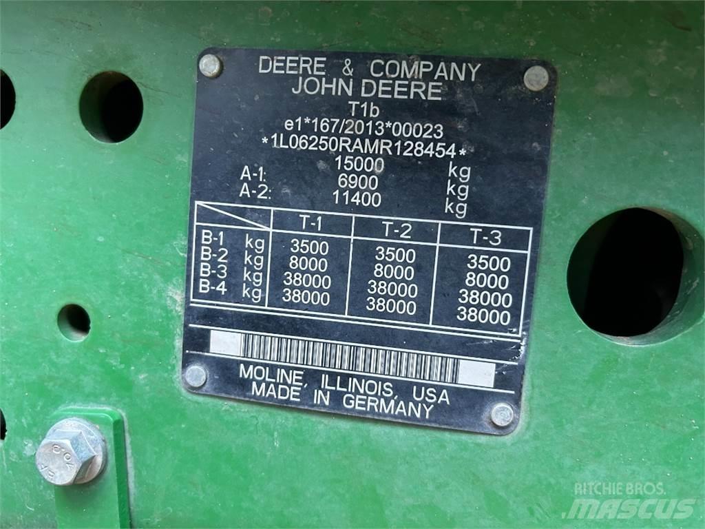 John Deere 6250R Tractoren
