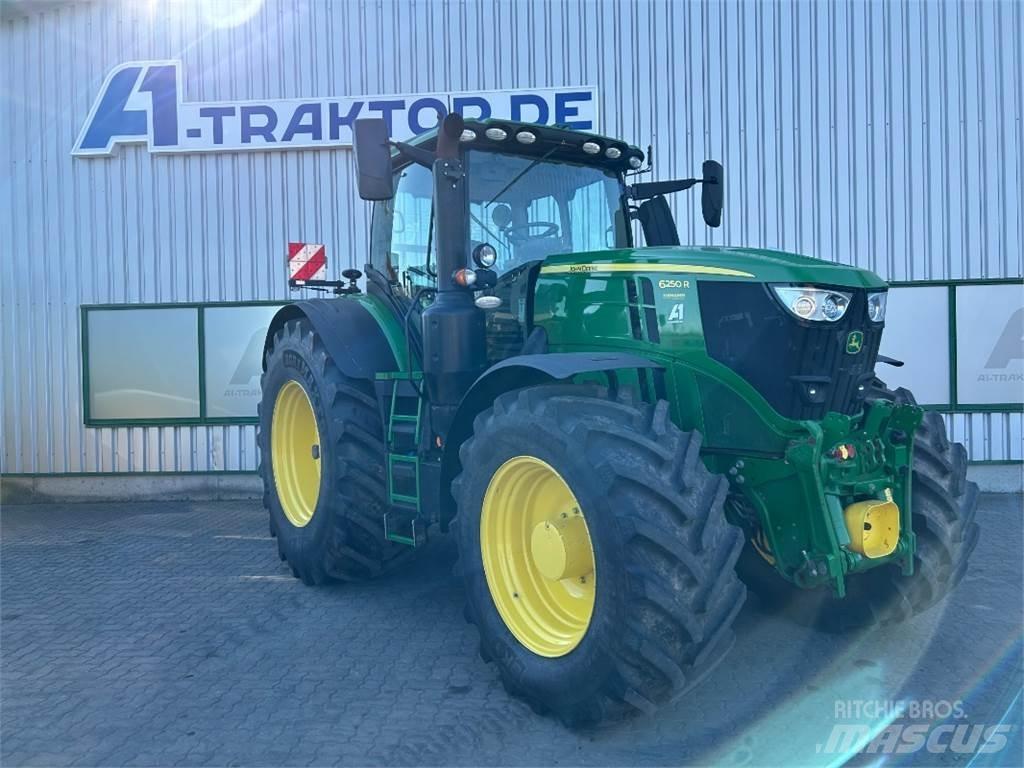 John Deere 6250R Tractoren