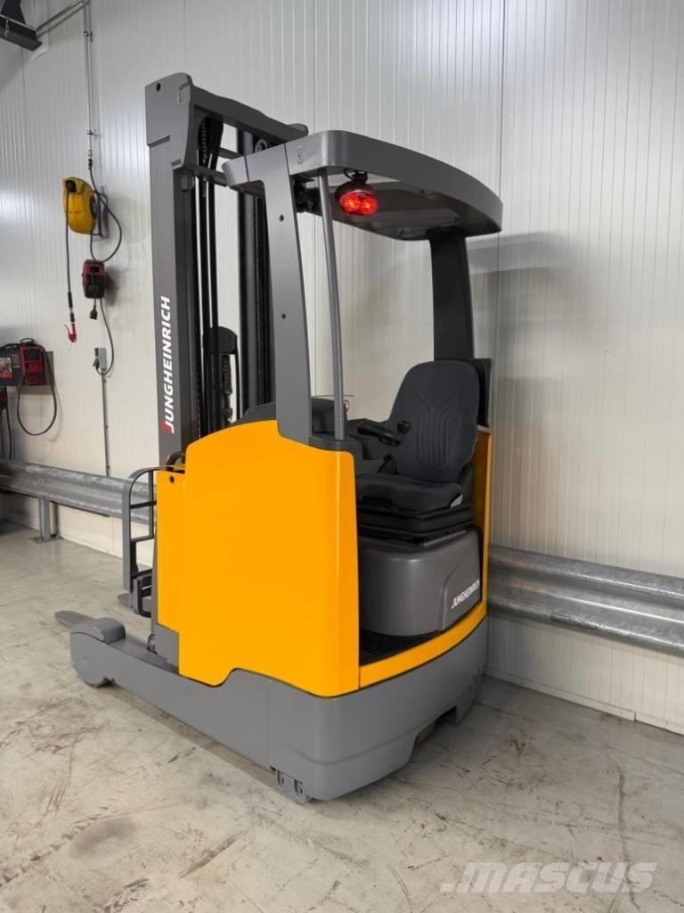  Reachtruck ETM214 Elektrische heftrucks