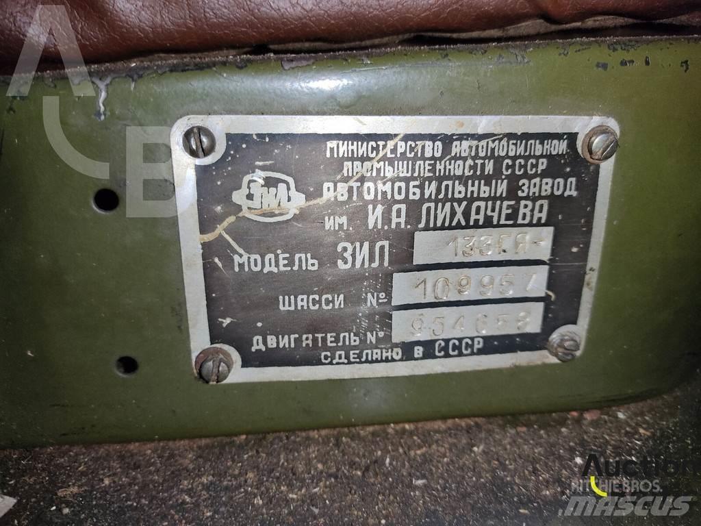 ZIL 133 Kranen voor alle terreinen