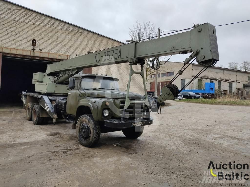 ZIL 133 Kranen voor alle terreinen