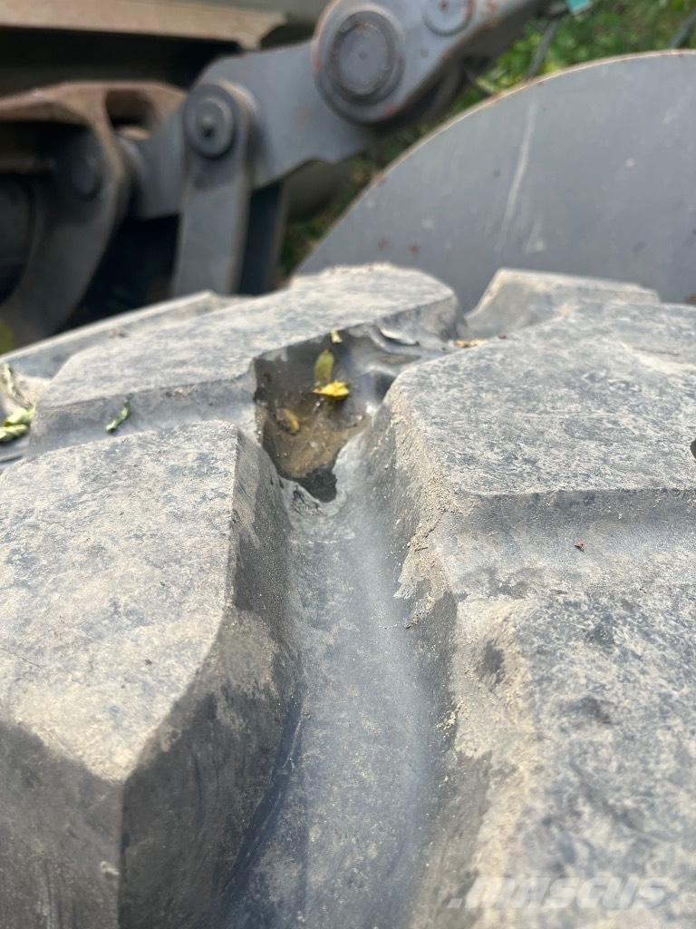 Volvo 110H Wielladers