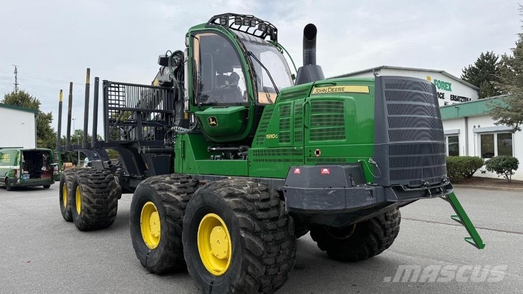 John Deere 1910G Uitrijwagens