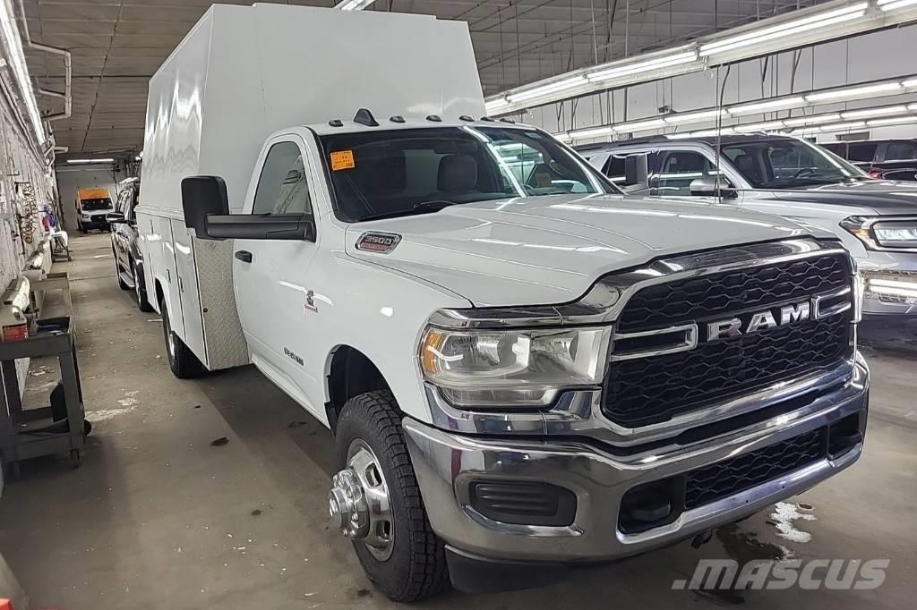 RAM 3500 TRADESMAN Bestelwagens met open laadbak