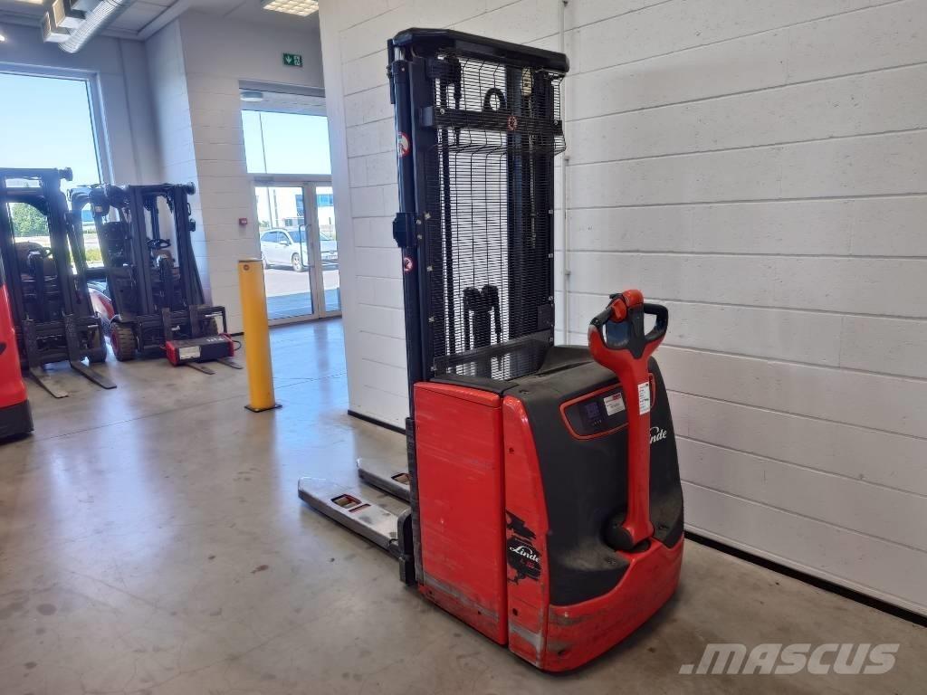 Linde L16/1173 Meeloop stapelaar