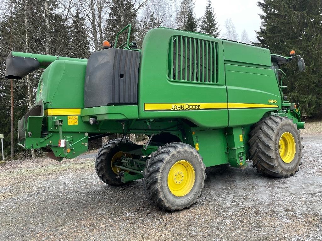John Deere W 540 Maaidorsmachines