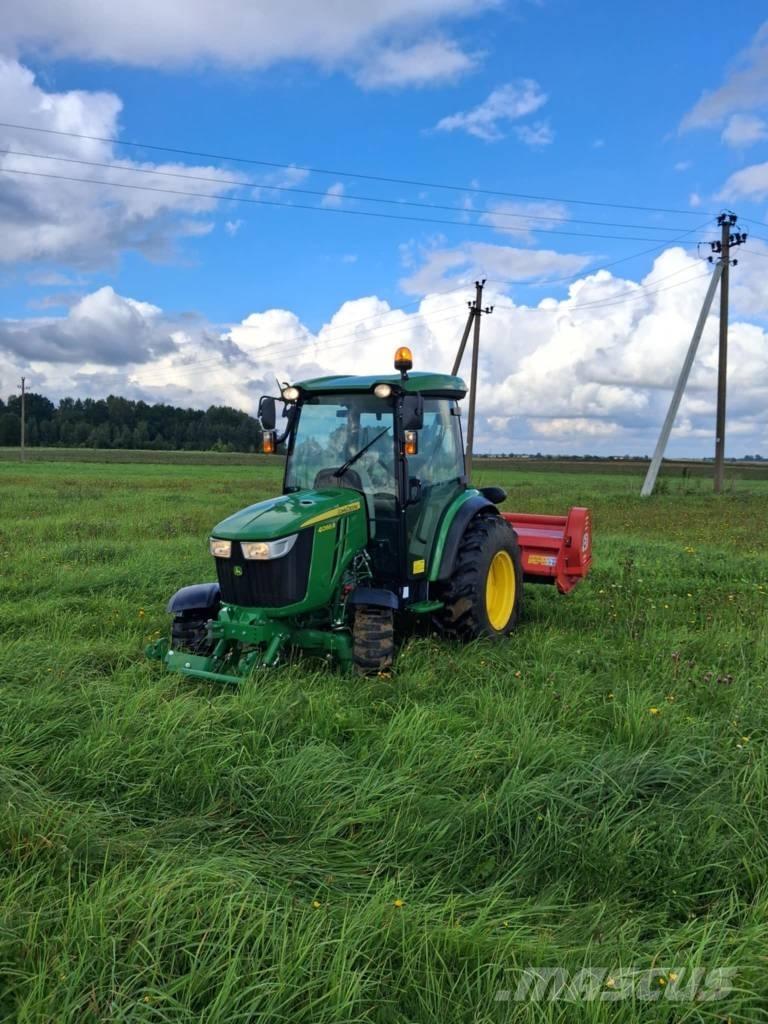 John Deere 4066 R Tractoren