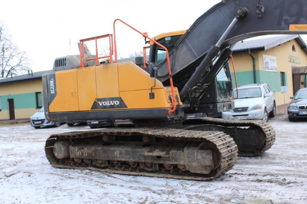 Volvo EC 220 E Rupsgraafmachines