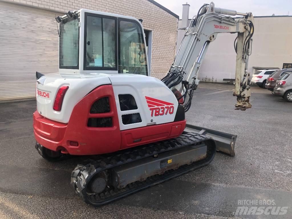 Takeuchi TB 370 Midigraafmachines 7t - 12t