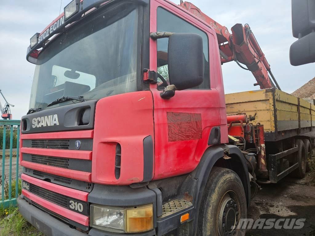 Scania P 94 FASSI Bakwagens met gesloten opbouw