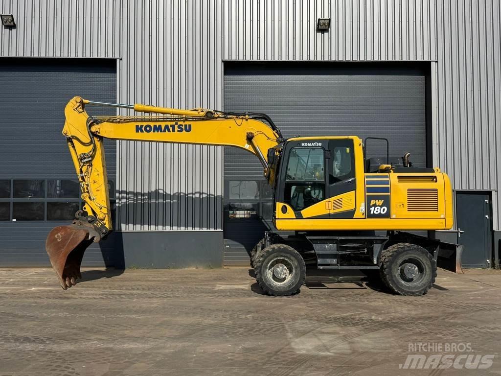 Komatsu PW180-11 Wielgraafmachines