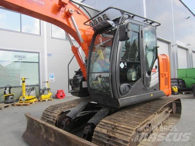 Hitachi ZX 135 Rupsgraafmachines