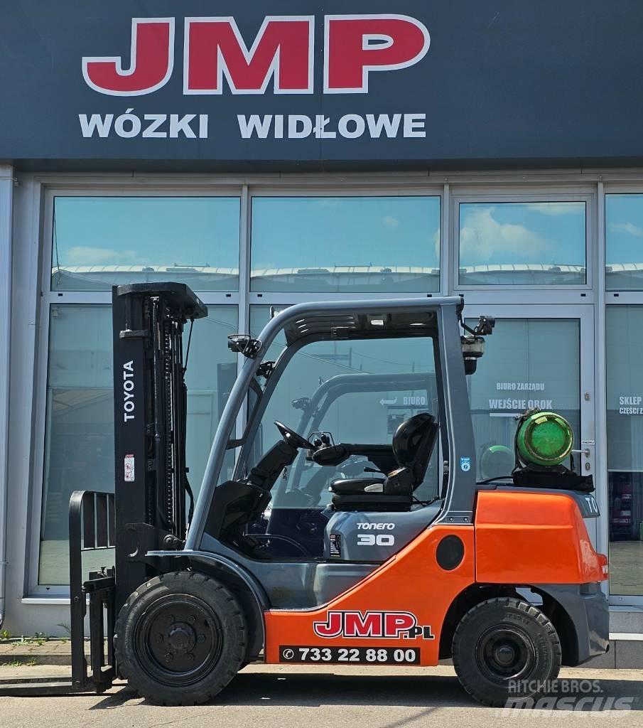 Toyota 8 FG 30 F LPG heftrucks