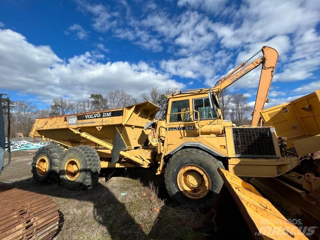 Volvo A 25 B Vorkheftruck voor zwaar terrein
