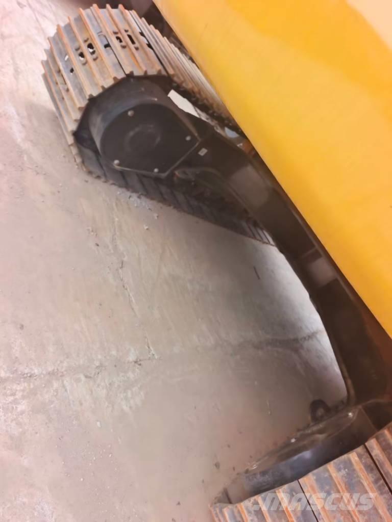CAT 323 GC Rupsgraafmachines