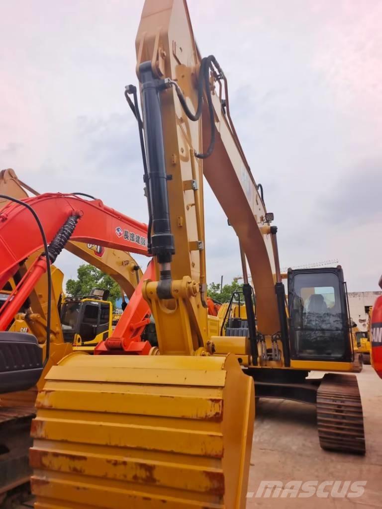 CAT 323 GC Rupsgraafmachines