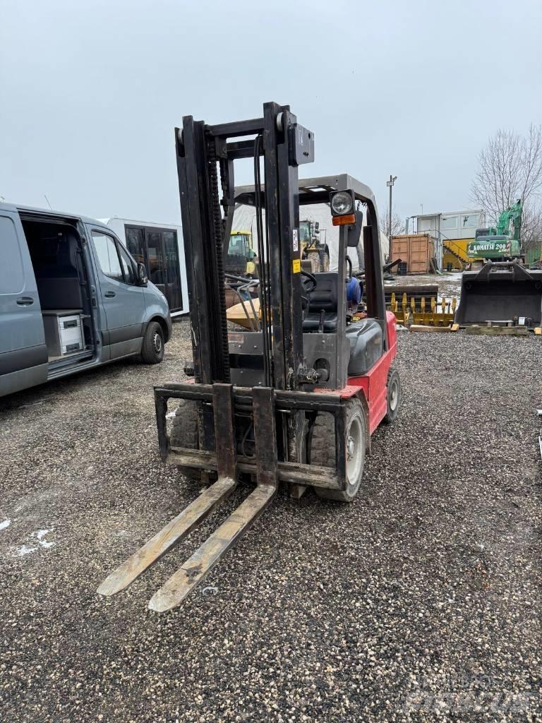 Manitou CG 30 P LPG heftrucks