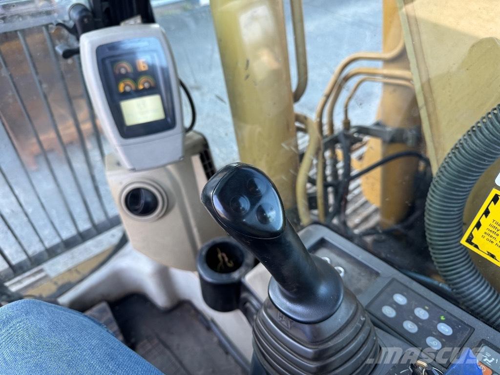 CAT 312 C Rupsgraafmachines
