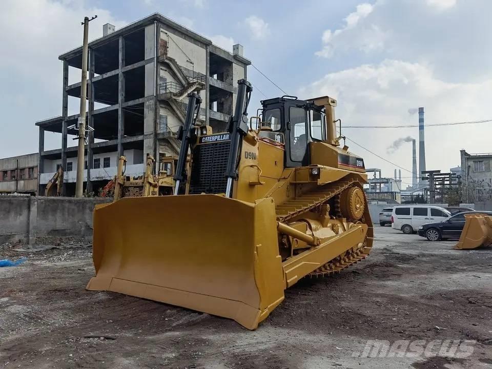 CAT D9N Rupsdozers