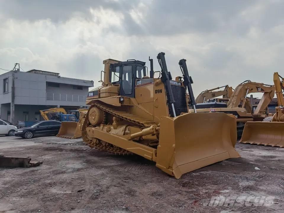CAT D9N Rupsdozers