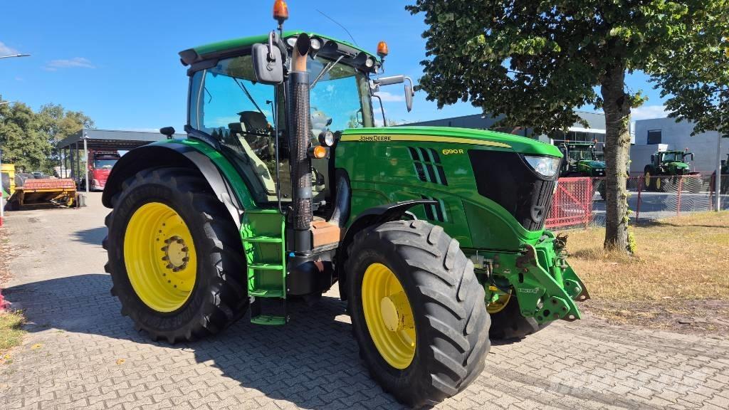 John Deere 6190 R Tractoren