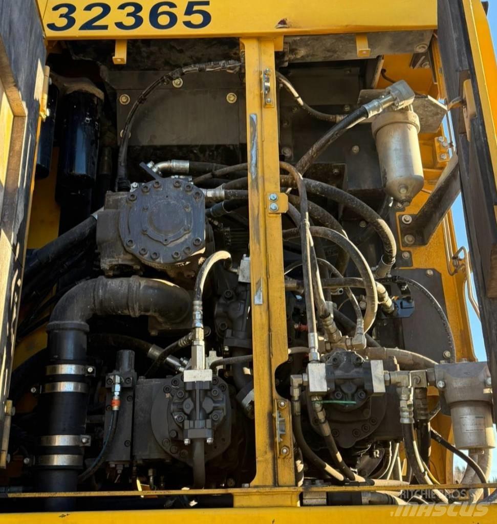 Komatsu PC 1250 -11EO Rupsgraafmachines