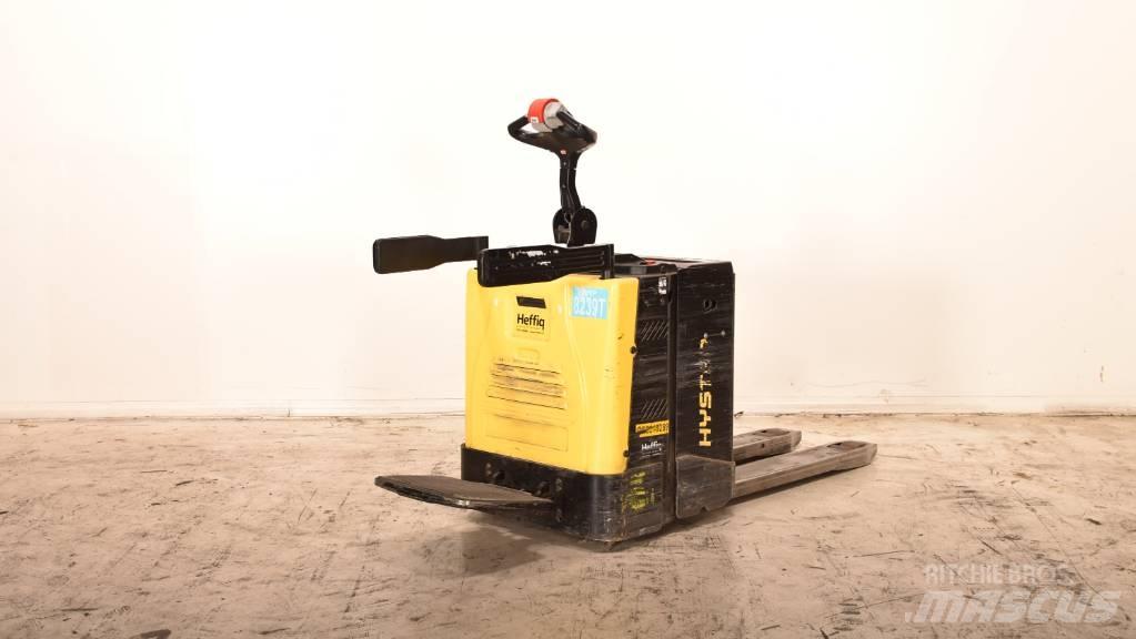 Hyster P 2.0 S Pallettruck met meerij platform
