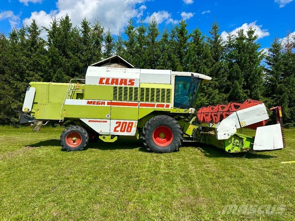 CLAAS Mega 208 Maaidorsmachines