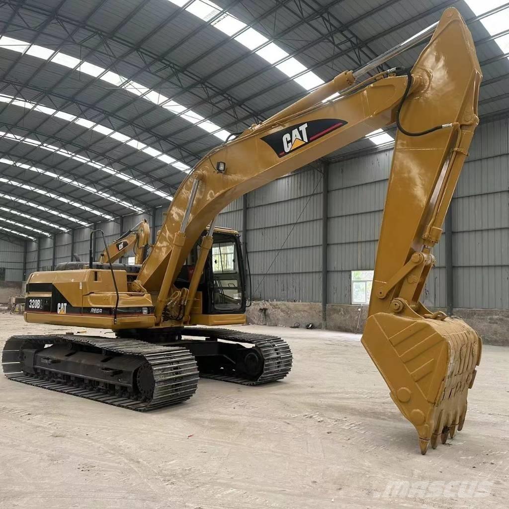 CAT 320 B Rupsgraafmachines