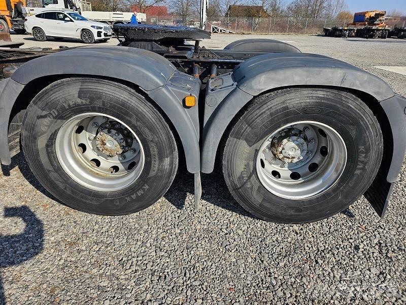 MAN TGX 33.540 Trekkers