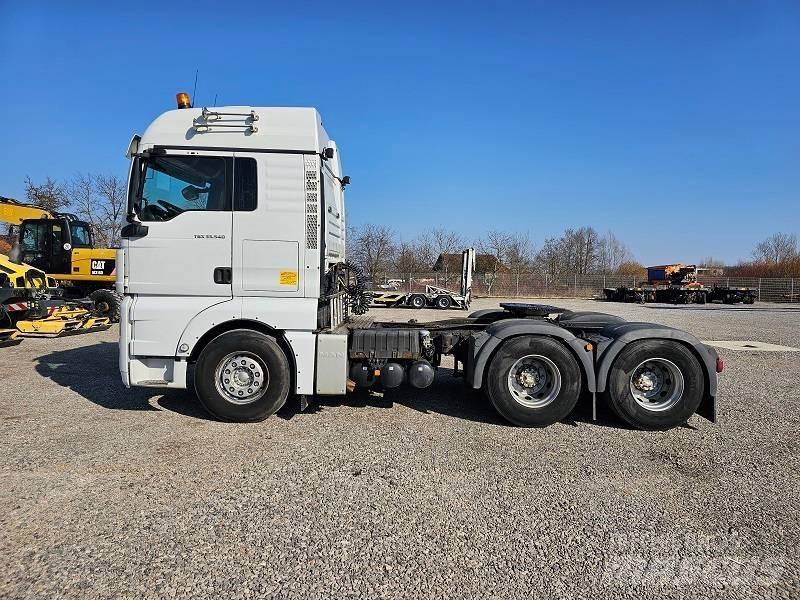 MAN TGX 33.540 Trekkers