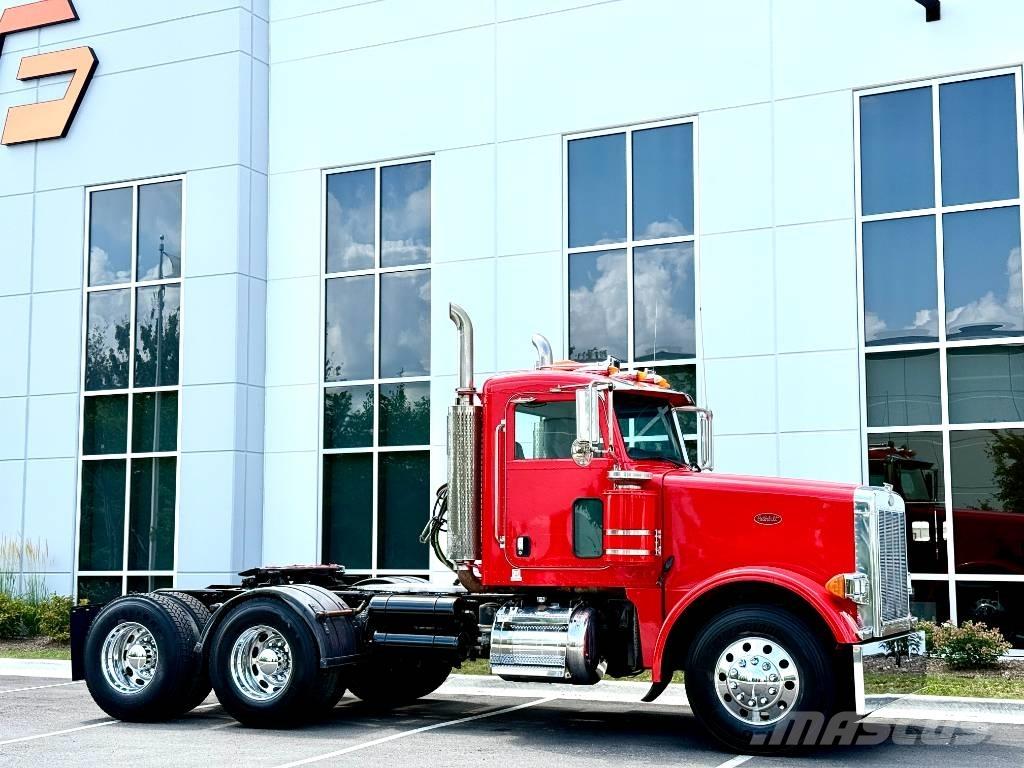 Peterbilt 378 Trekkers