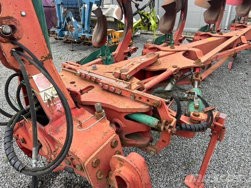 Kverneland EG100 Conventionele ploegen
