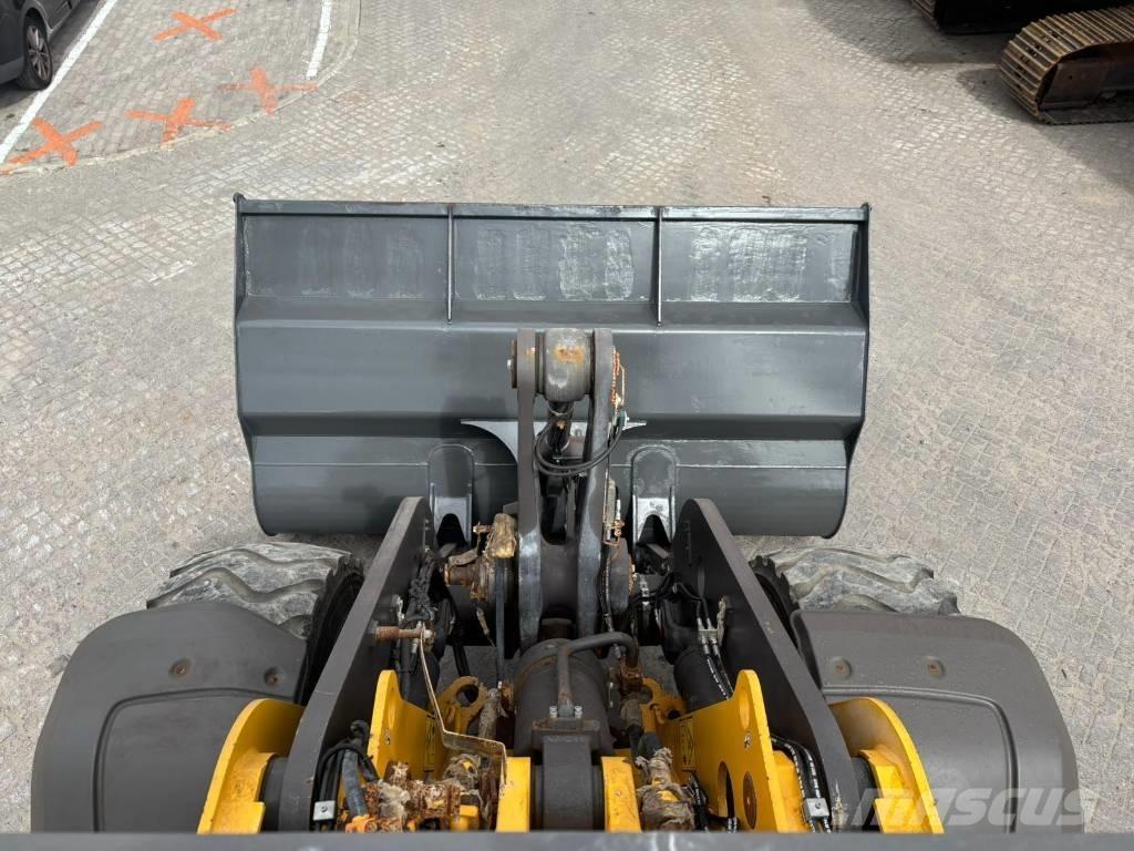 Volvo L 110 H Wielladers