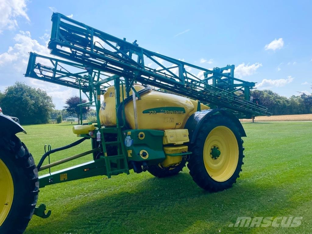 John Deere 732 Getrokken spuitmachines