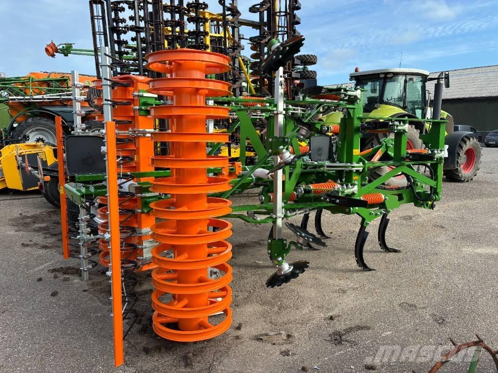 Amazone CENIO 4000-2 Cultivatoren