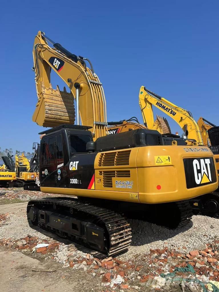 CAT 330 D Rupsgraafmachines