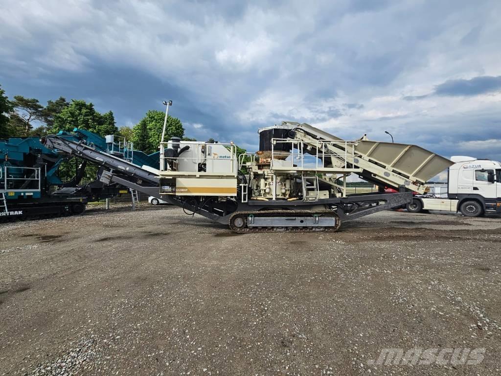 Metso LT 200 HP Mobile crushers
